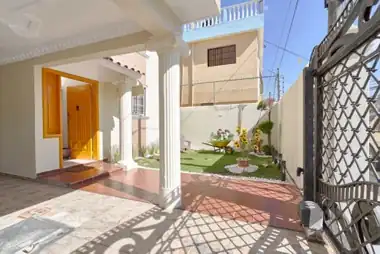 Piscina y exteriores — Casa Lucerna