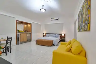 Habitaciones y baños — Casa Lucerna