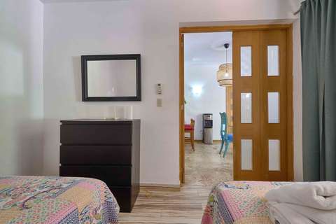 Habitaciones y baños — Potter House