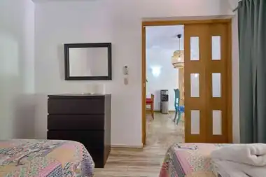 Habitaciones y baños — Potter House